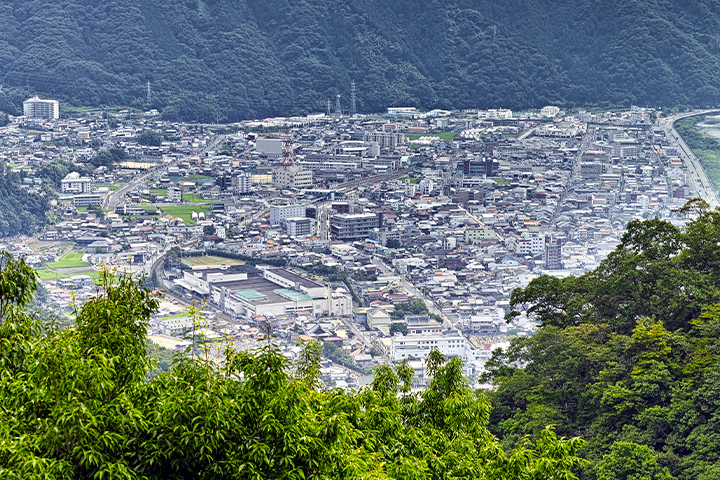 高梁市青少年健全育成財団への寄付